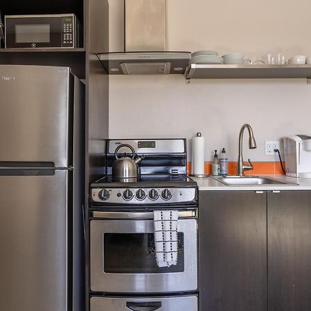 Sunny Studio Apartment - Food Carts, Coffee & Bars Portland Eksteriør bilde