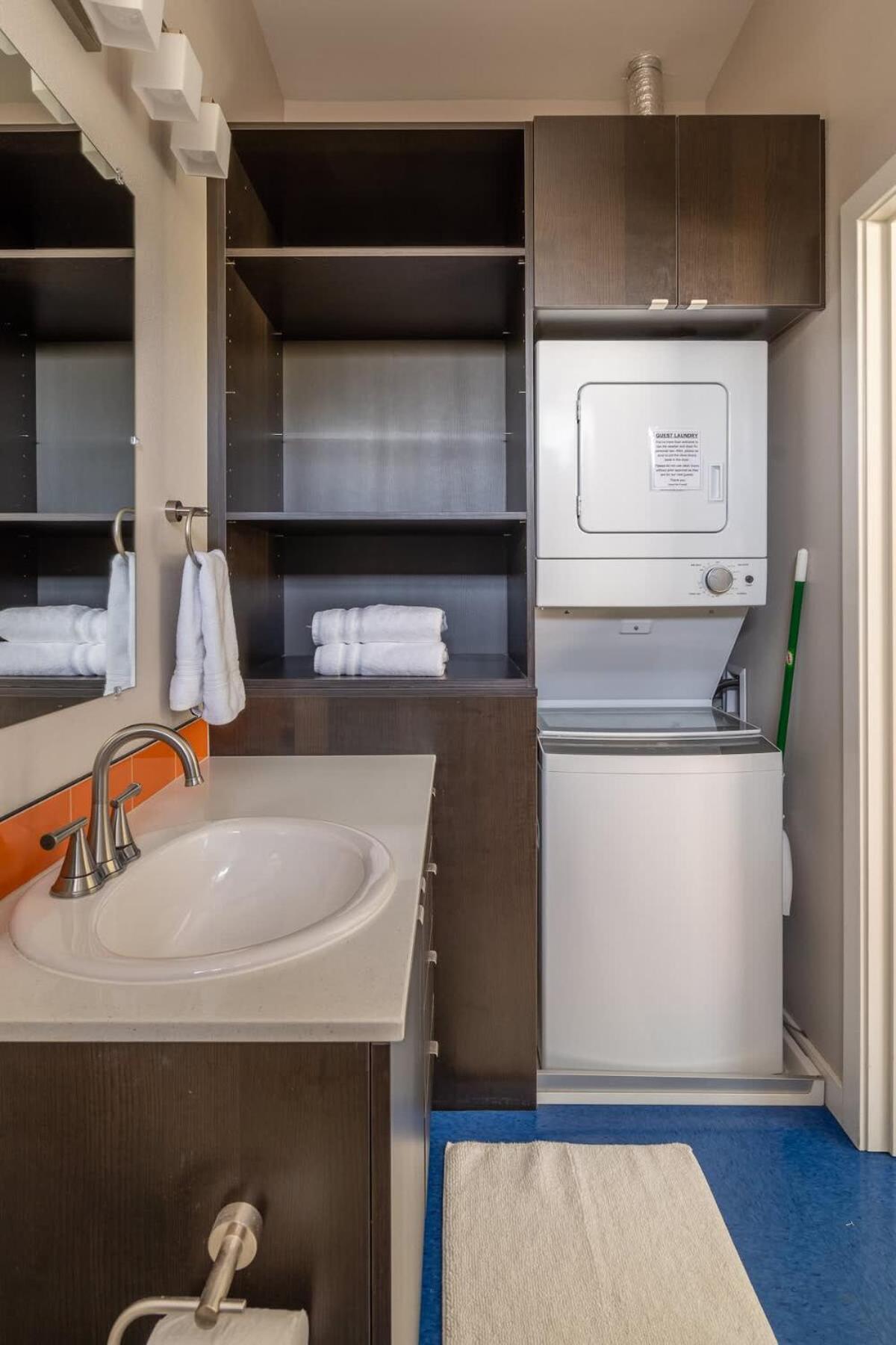 Sunny Studio Apartment - Food Carts, Coffee & Bars Portland Eksteriør bilde